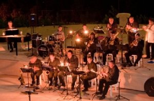 Κύπρος : Barrie Rowe Big Band; Echoes of Swing