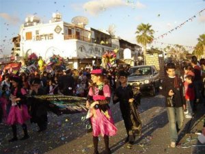 Cyprus : Paphos Carnival 2011